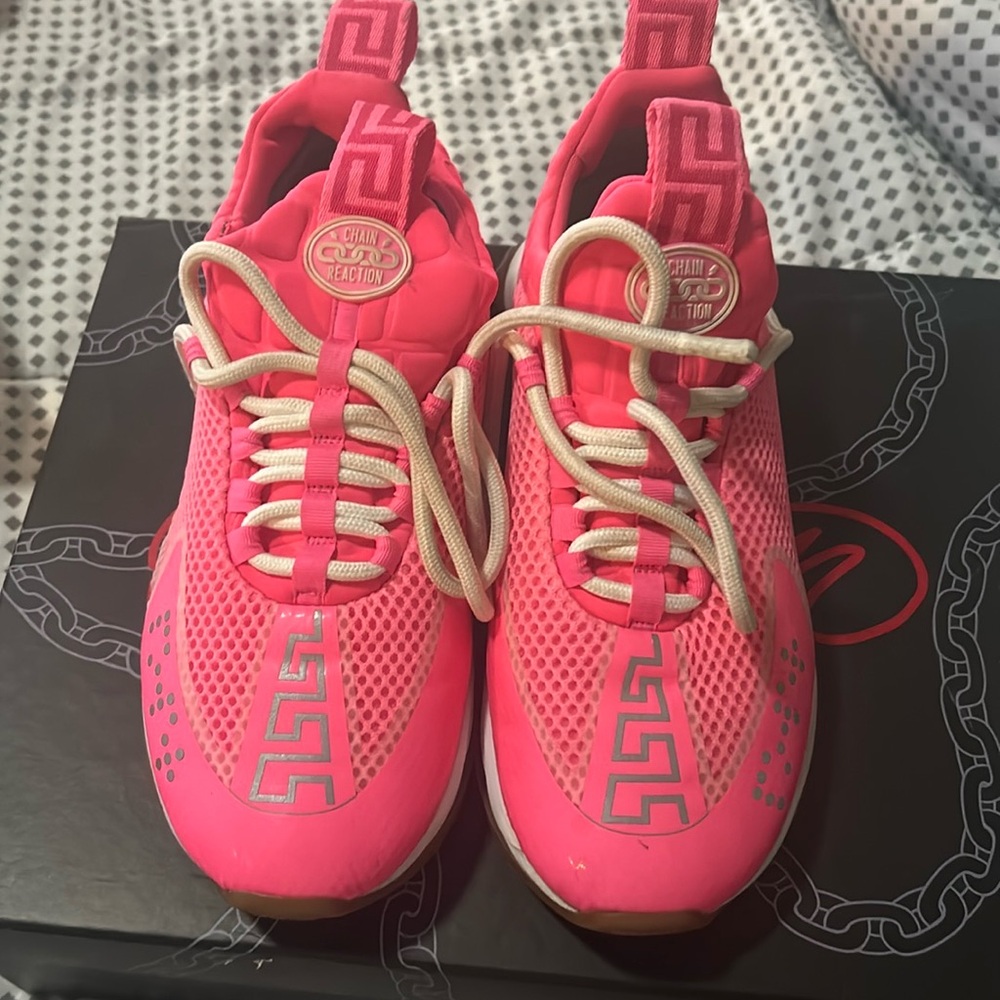 Woman  Versace shoe